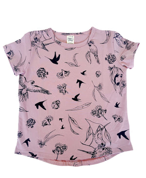 Kids Organic Cotton Box t-shirt - "Swift Parrot" in Ash Pink